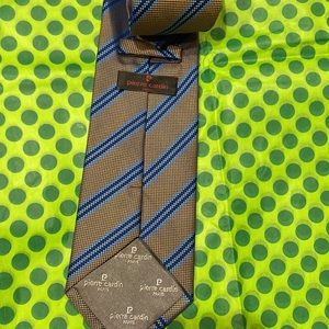 EUC, Pierre Cardin tie